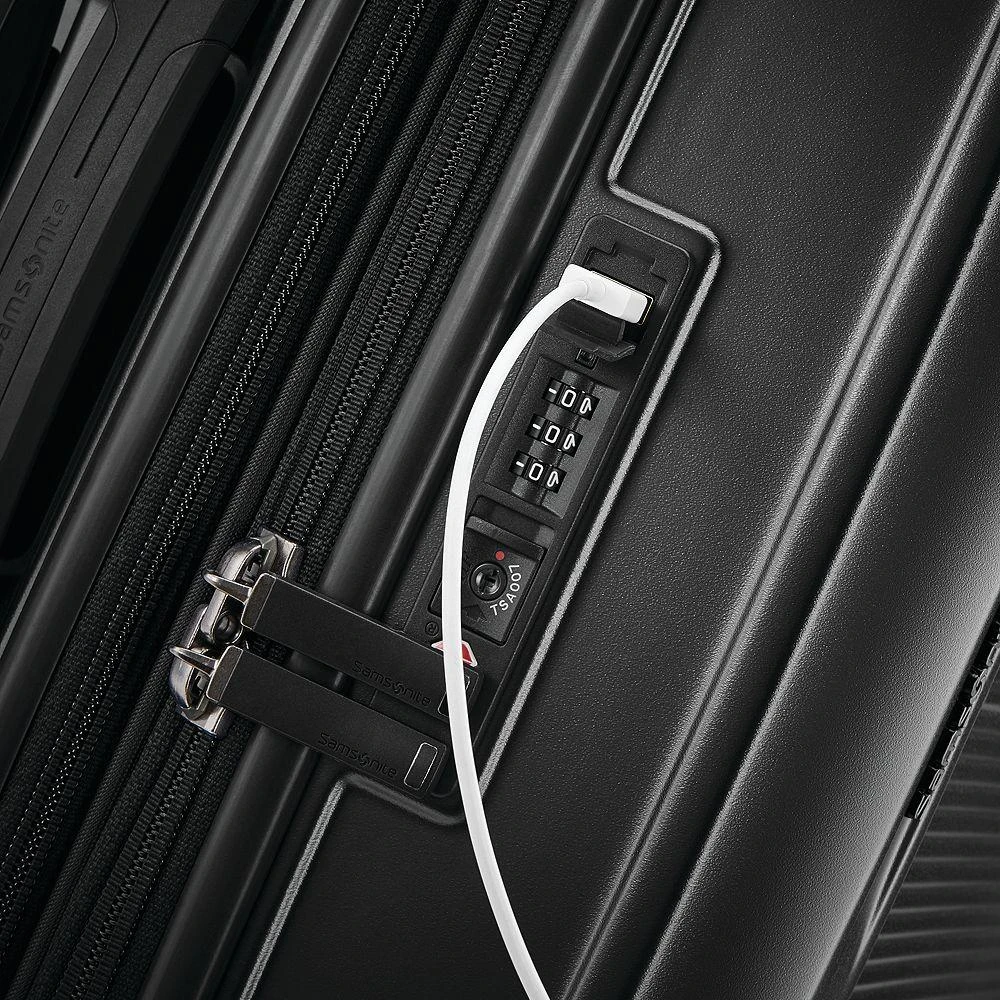 Silhouette 17 Expandable Spinner Suitcase 商品