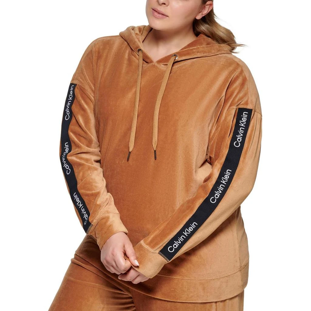 商品Calvin Klein|Calvin Klein Womens Plus Velour Sweatshirt Hoodie,价格¥190-¥212,第2张图片详细描述