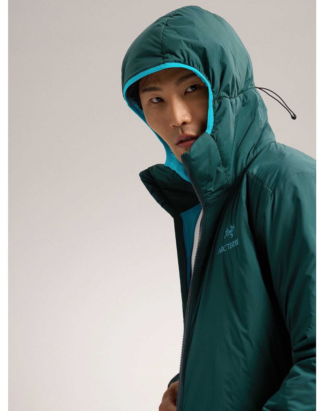 商品Arc'teryx|Arc'teryx 男士户外冲锋衣 X000007487PYTHEAS 绿色,价格¥2968,第6张图片详细描述