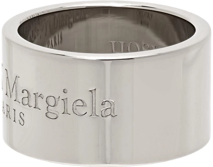 商品MAISON MARGIELA|Silver Polished Wide Logo Ring,价格¥1607,第3张图片详细描述