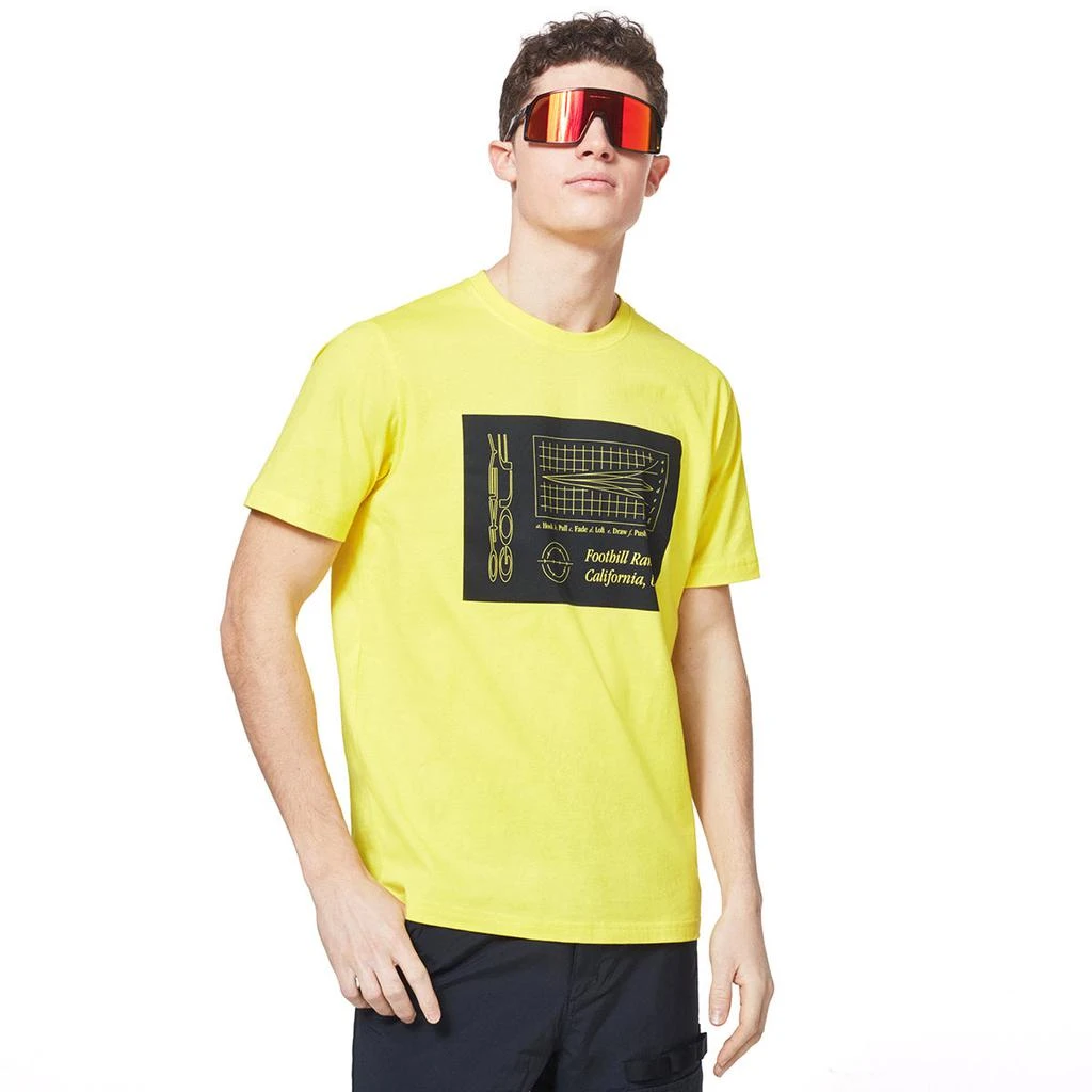 商品Oakley|Oakley Men's Golf Stretch Logo Short Sleeve Tee,价格¥106,第2张图片详细描述