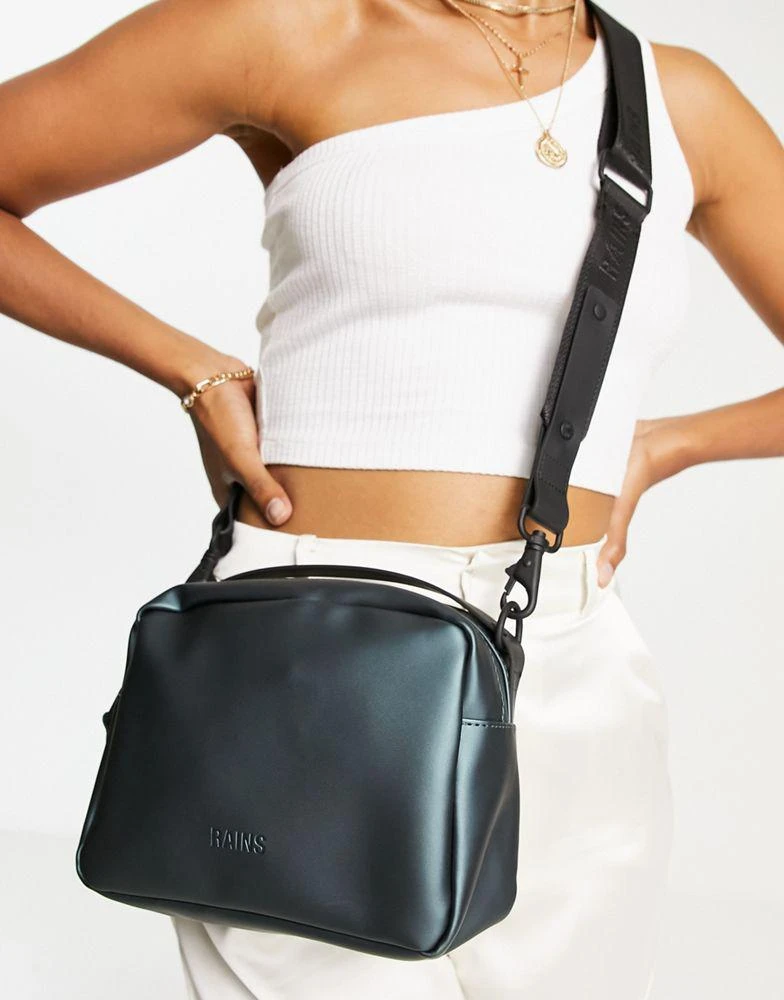 商品RAINS|Rains box bag in shiny green,价格¥614,第4张图片详细描述