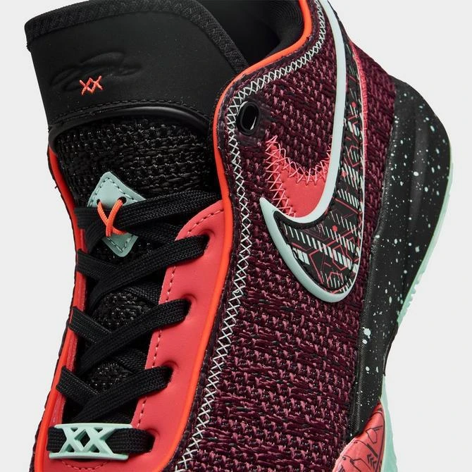 商品NIKE|Big Kids' Nike LeBron 20 SE Basketball Shoes,价格¥732,第3张图片详细描述