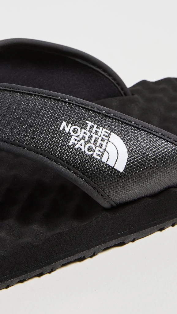 商品The North Face|The North Face Base Camp Flip Flops II,价格¥302,第5张图片详细描述