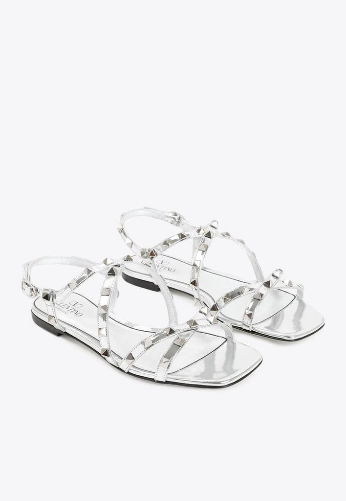 商品Valentino|Rockstud Flat Sandals in Mirror-Effect Leather,价格¥10777,第2张图片详细描述