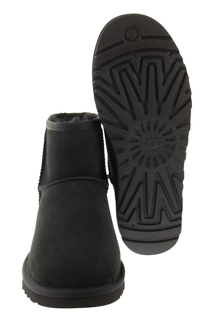 商品UGG|UGG MINI CLASSIC - Boots,价格¥1319,第7张图片详细描述