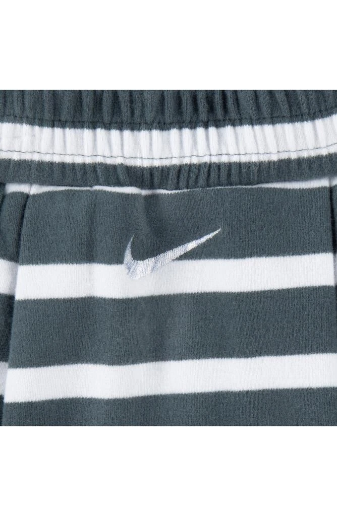 商品NIKE|Kids' Ready Set Hoodie & Joggers Set,价格¥243,第4张图片详细描述