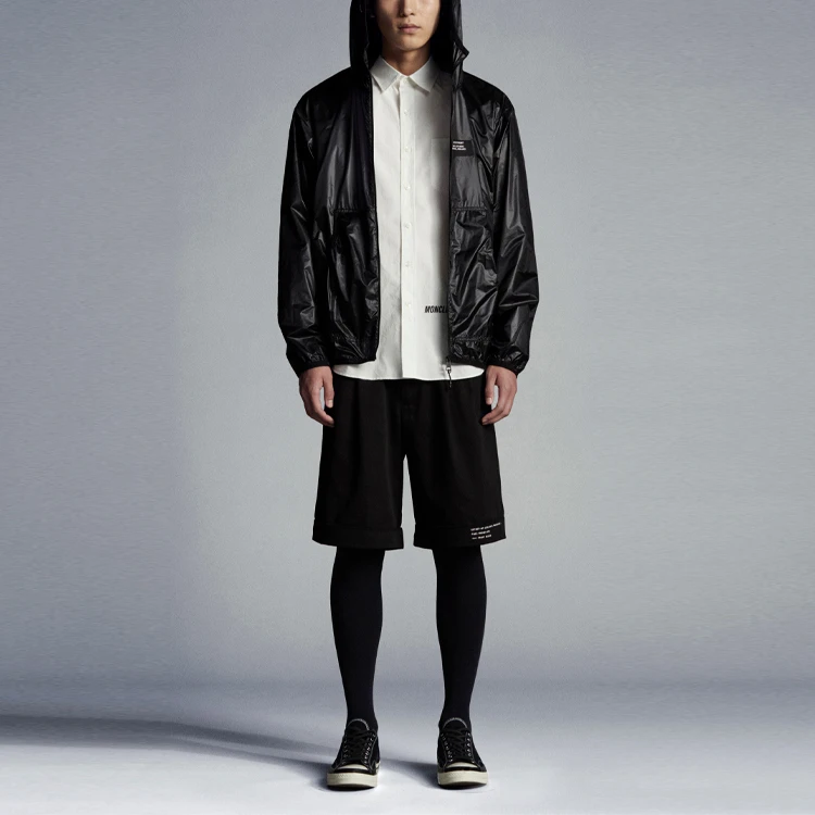 商品[国内直发] Moncler|盟可睐 X fragment 藤原浩联名款 FW21 后背字母星星图案印花拉链连帽夹克外套 男款 黑色,价格¥5266,第5张图片详细描述