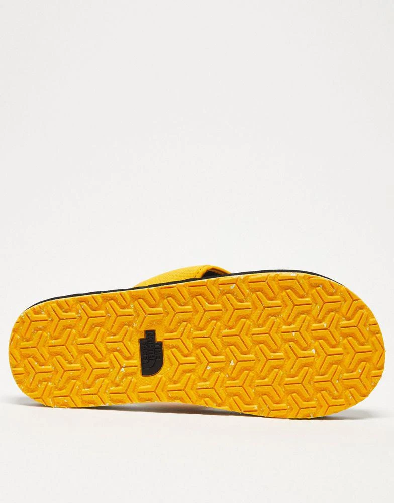 商品The North Face|The North Face Base Camp II flip flops in yellow and black,价格¥298,第2张图片详细描述