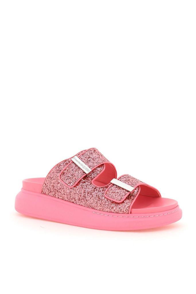 商品Alexander McQueen|GLITTERED HYBRID OVERSIZE SLIDES,价格¥3007,第6张图片详细描述