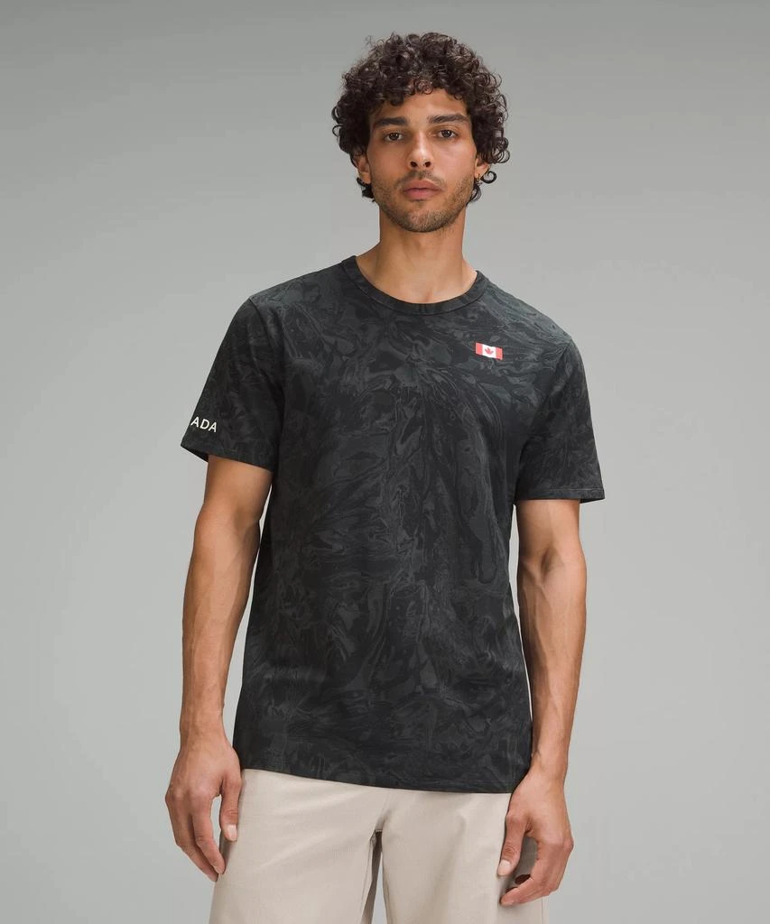 Team Canada lululemon Fundamental T-Shirt *COC Logo 商品