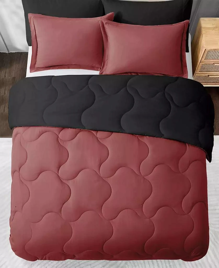 商品UNIKOME|Lightweight Quilted Reversible Down Alternative Comforter Set, 3 Piece,价格¥462,第3张图片详细描述