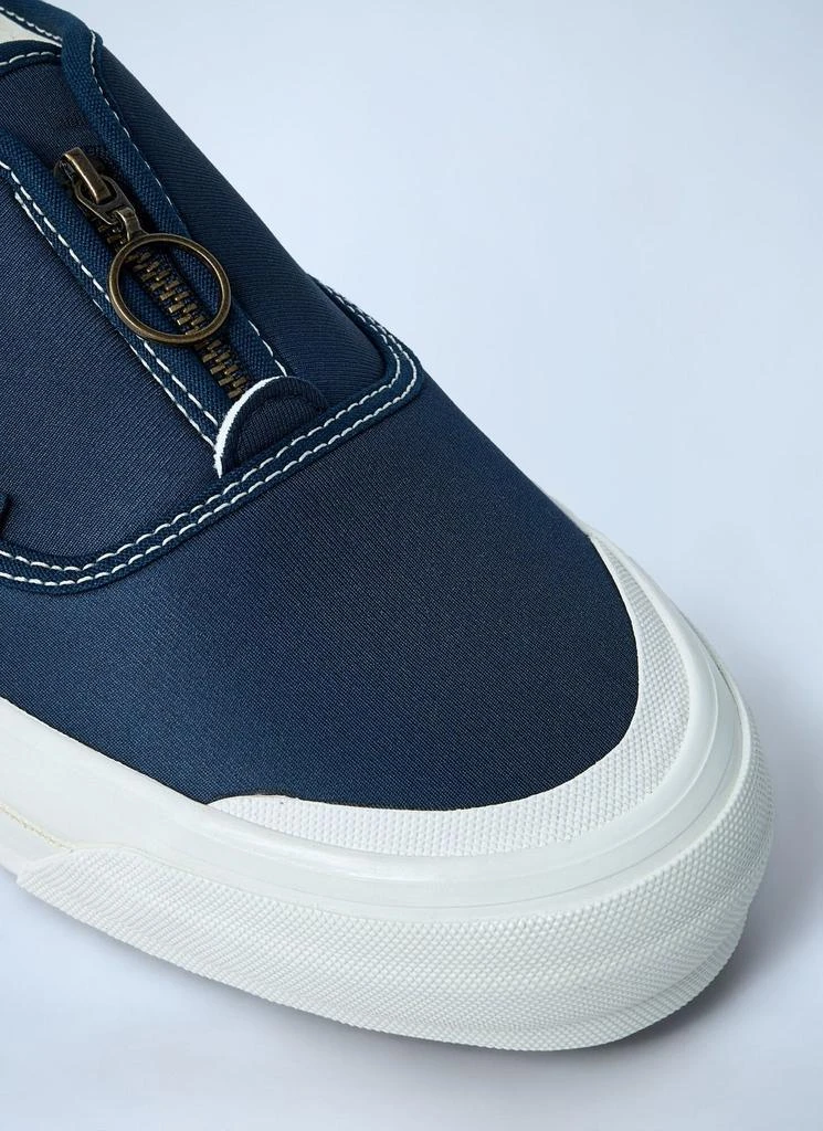 商品Vans|Vans Authentic Zip Canvas Sneakers,价格¥1041,第4张图片详细描述