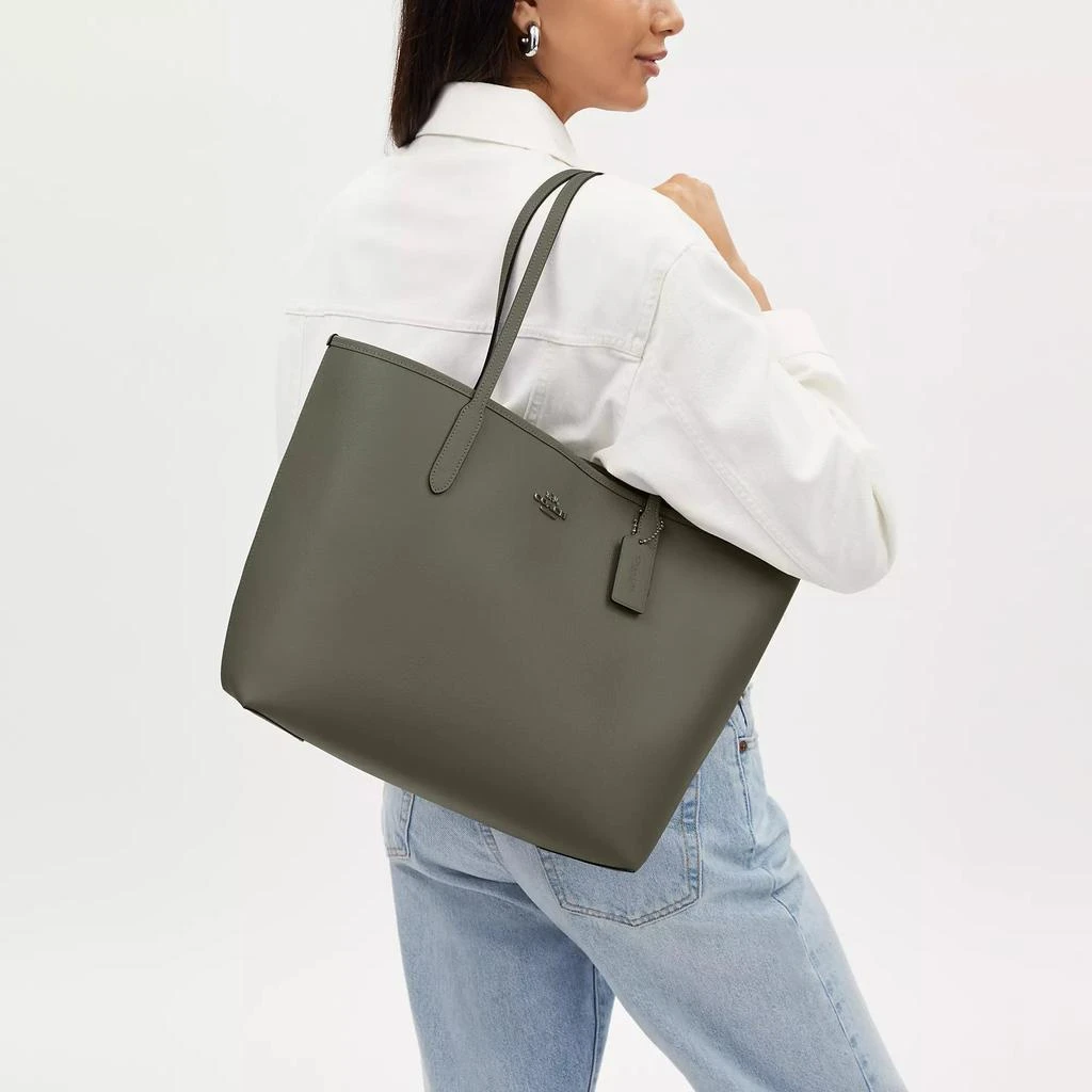 商品Coach|City Tote,价格¥1627,第2张图片详细描述