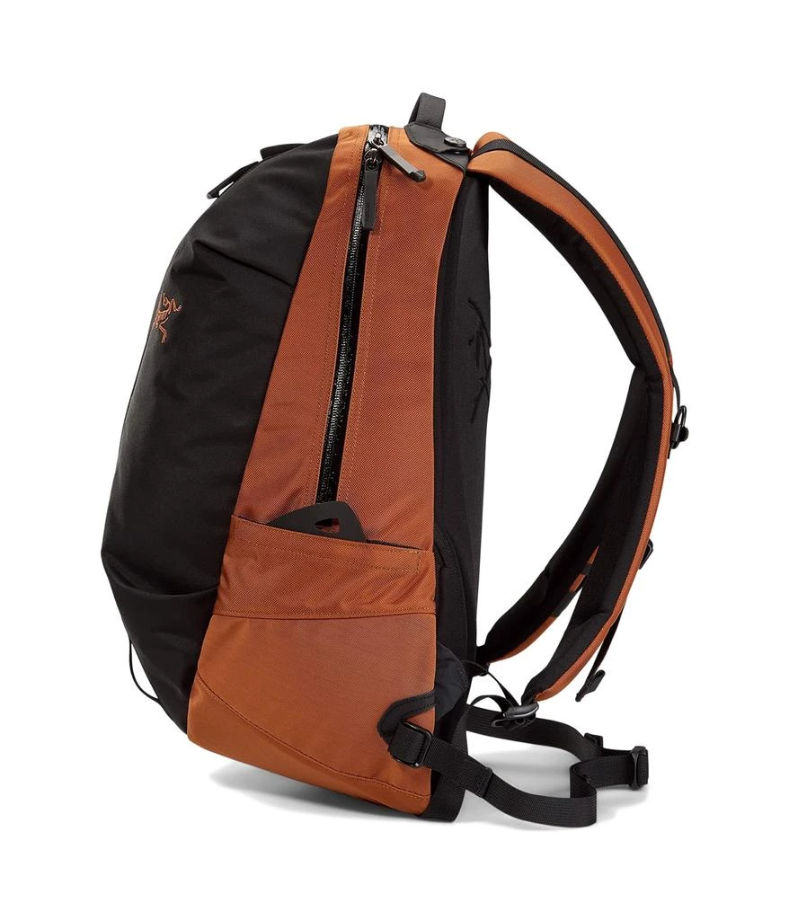 商品Arc'teryx|Arro 16 Backpack,价格¥981,第3张图片详细描述
