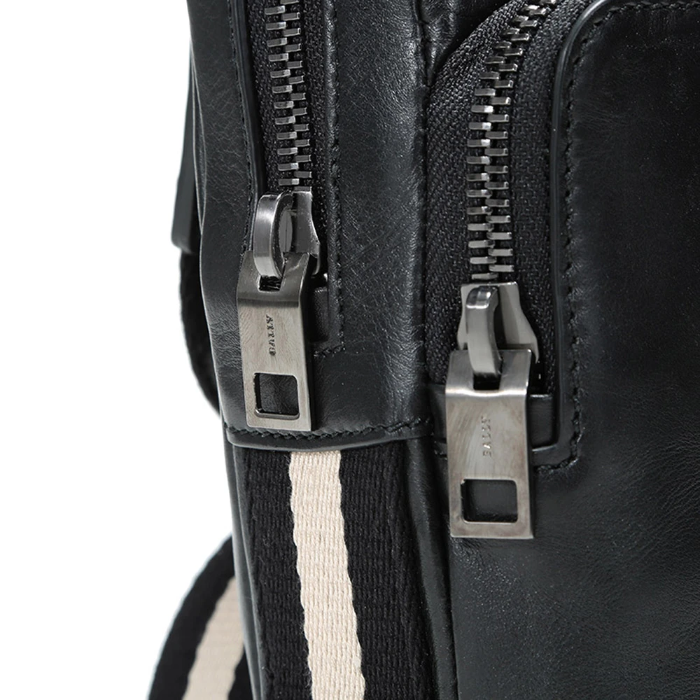 BALLY 男士黑色皮质黑白织物肩带单肩斜挎包 6228758 商品
