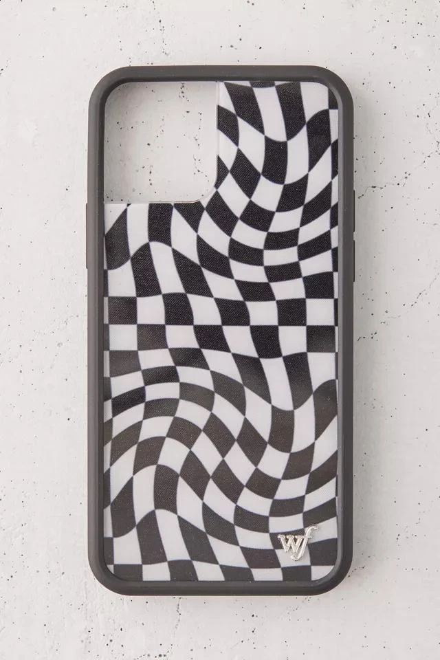 商品wildflower|Wildflower Warped Checkers iPhone Case,价格¥75,第2张图片详细描述