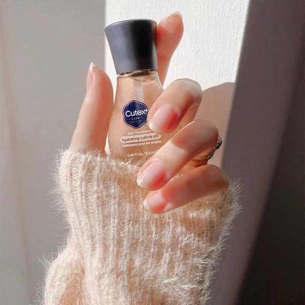 商品Lookfantastic|Cutex Hydrating Cuticle Oil 13.6ml,价格¥79,第3张图片详细描述