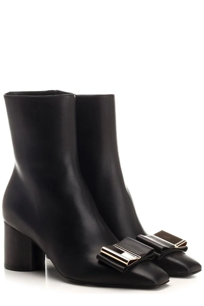 商品Salvatore Ferragamo|Salvatore Ferragamo Bow-Detailed Side-Zip Ankle Boots,价格¥6677-¥7122,第2张图片详细描述