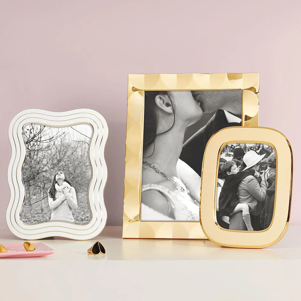 South Street Gold Oval Frame, 4" x 6" 商品