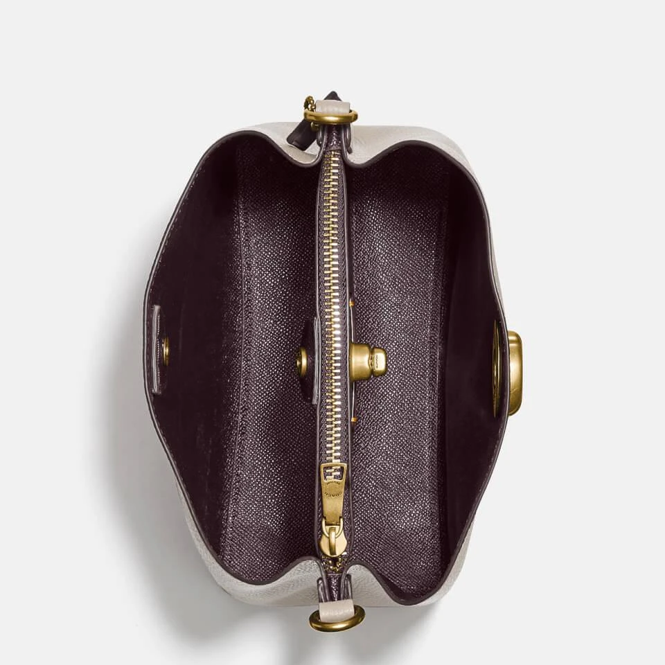 商品Coach|Coach Willow Pebble-Grain Leather Bucket Bag,价格¥2258,第3张图片详细描述