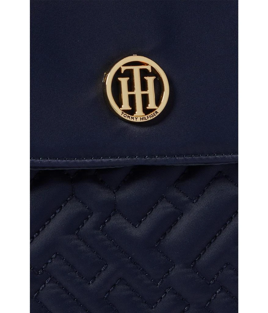 商品Tommy Hilfiger|Nina II Flap Backpack Bias Quilted Smooth Nylon,价格¥636,第4张图片详细描述