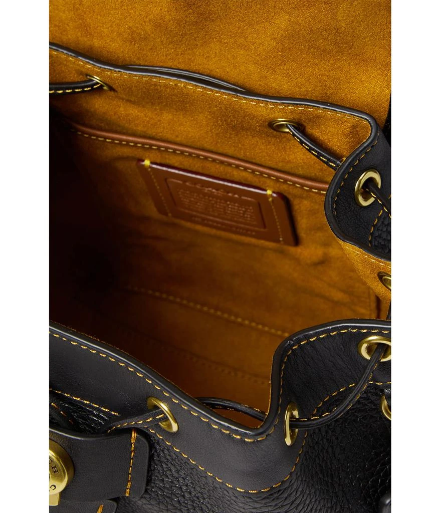 商品Coach|蔻驰Riya 21柔软荔枝纹皮革背包,价格¥2967,第3张图片详细描述