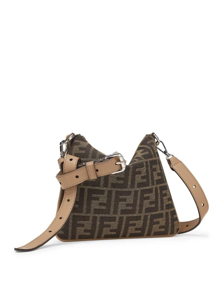 商品Fendi|Soft Travel Pouch,价格¥6144,第2张图片详细描述