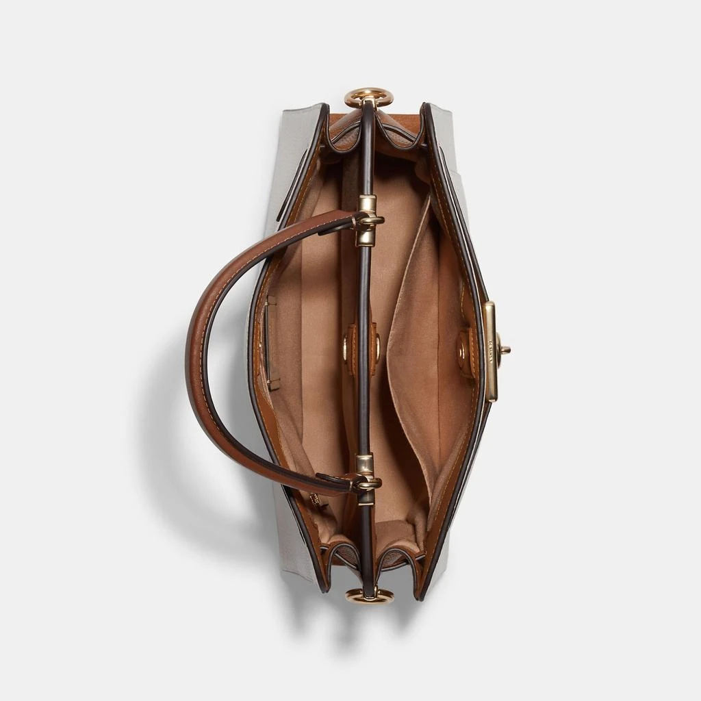 商品Coach|蔻驰奥莱女包 Lane 大手提包,价格¥1197,第3张图片详细描述