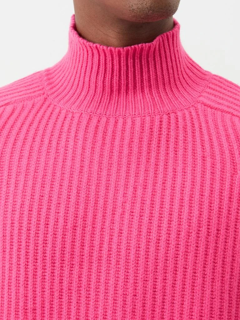 商品JW Anderson|Ribbed-knit merino roll-neck sweater,价格¥2865,第3张图片详细描述