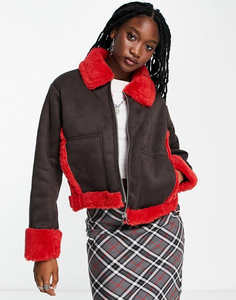 Weekday | Weekday Enzo suedette bonded shearling jacket in brown with red contrasts 456.62元 商品图片