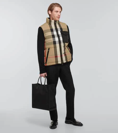 商品Burberry|Romford双面羽绒马甲,价格¥10822,第2张图片详细描述