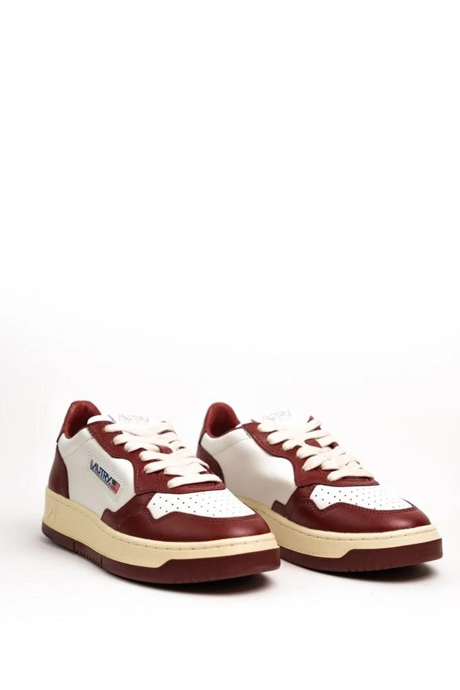 商品Autry|Medialist Low Sneakers In White/wine Bicolor Leather,价格¥1644,第3张图片详细描述
