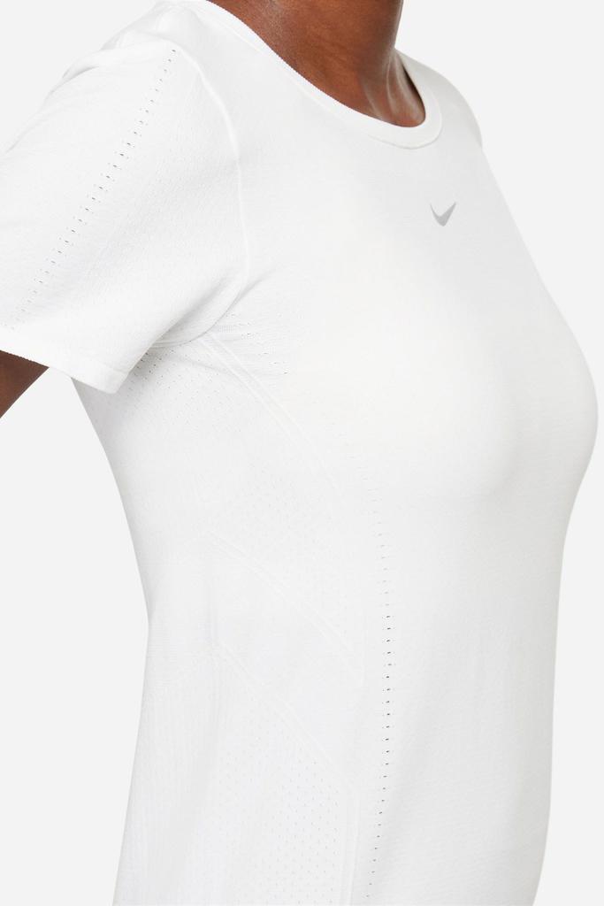 商品NIKE|Dri-FIT ADV Aura Short-Sleeve Top - White,价格¥551,第6张图片详细描述