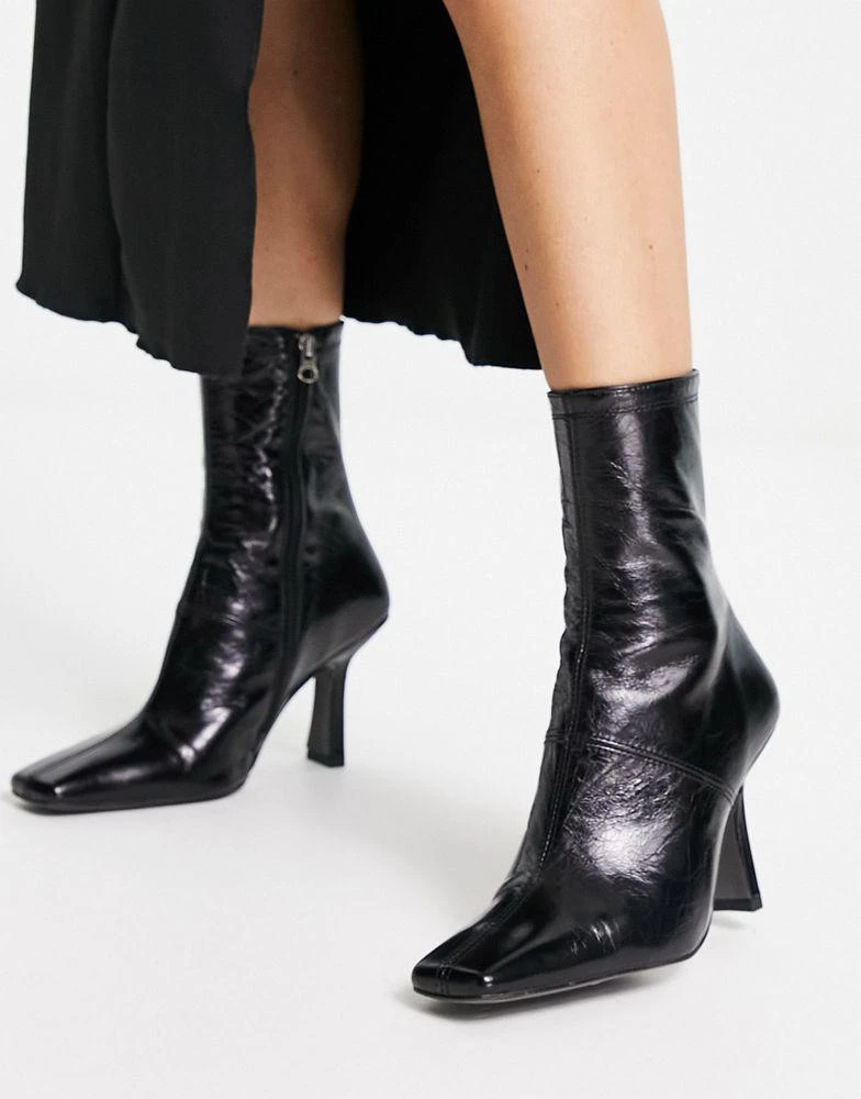 商品ASOS|ASOS DESIGN Reign premium leather mid-heeled boots in black,价格¥813,第2张图片详细描述