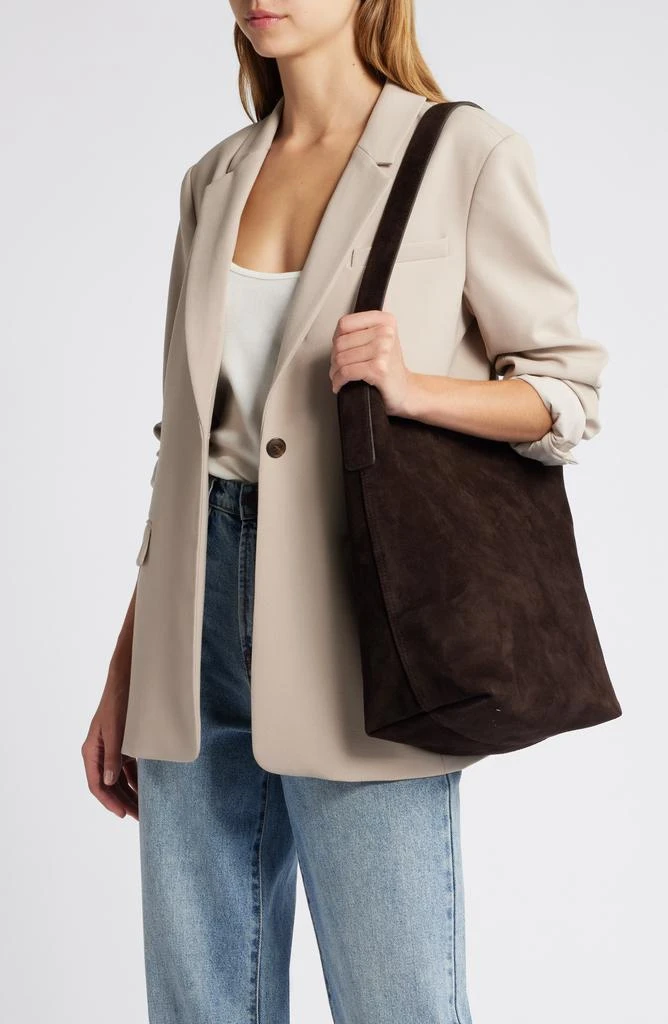 商品Madewell|Essentials Suede Bucket Bag,价格¥1217,第2张图片详细描述