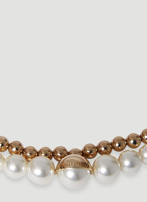 商品Miu Miu|Pearl Necklace in Gold,价格¥8798,第2张图片详细描述
