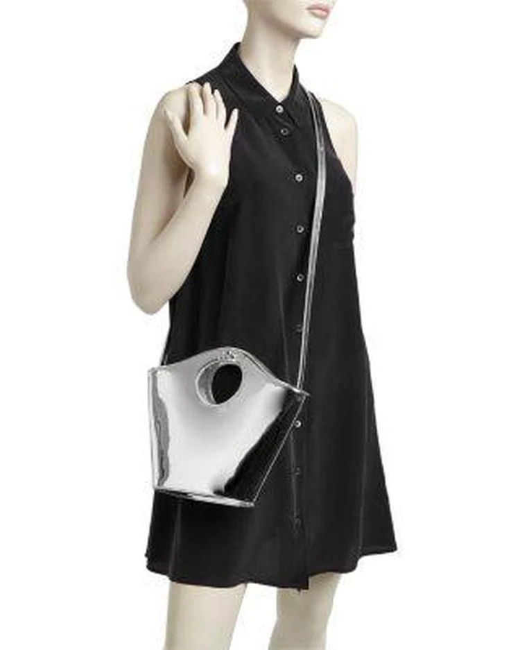 商品Elizabeth and James|Market Shopper Petit Patent 真皮斜挎手提包,价格¥758,第2张图片详细描述