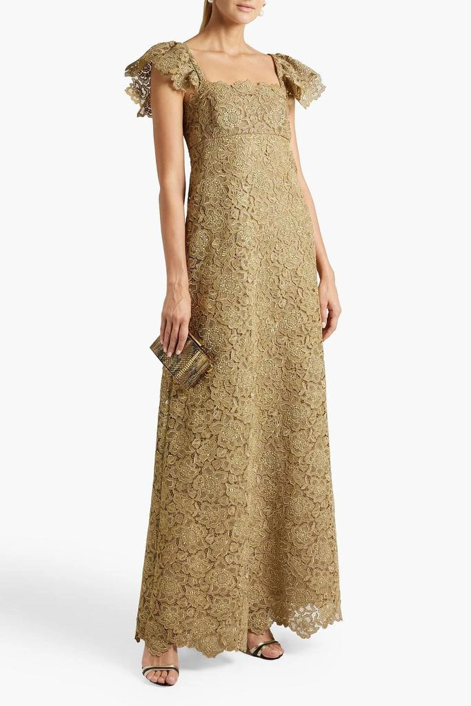 商品Valentino|Metallic guipure lace gown,价格¥16987,第2张图片详细描述