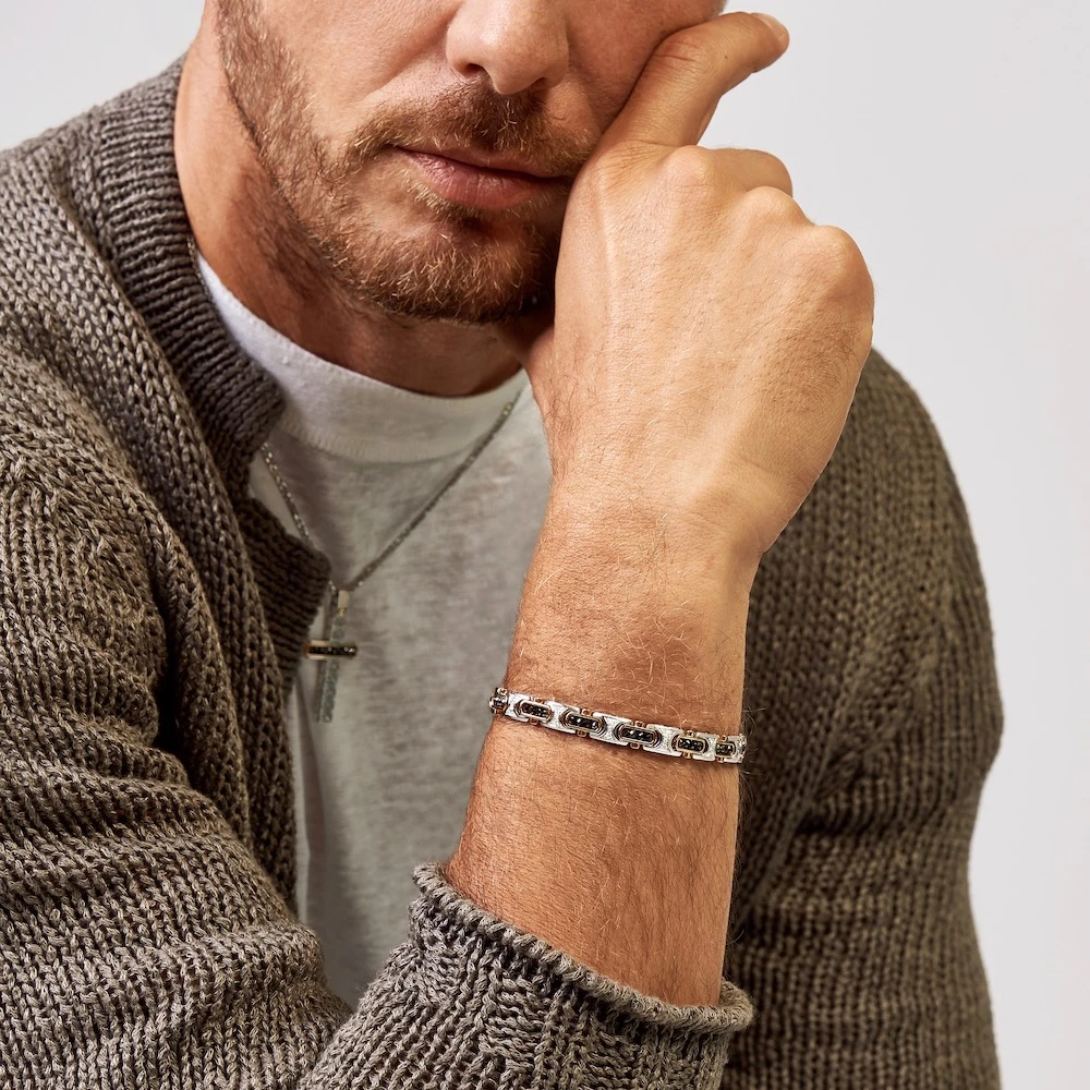 商品Zancan|18k rose and white gold bracelet with white and black diamonds.,价格¥69428,第2张图片详细描述