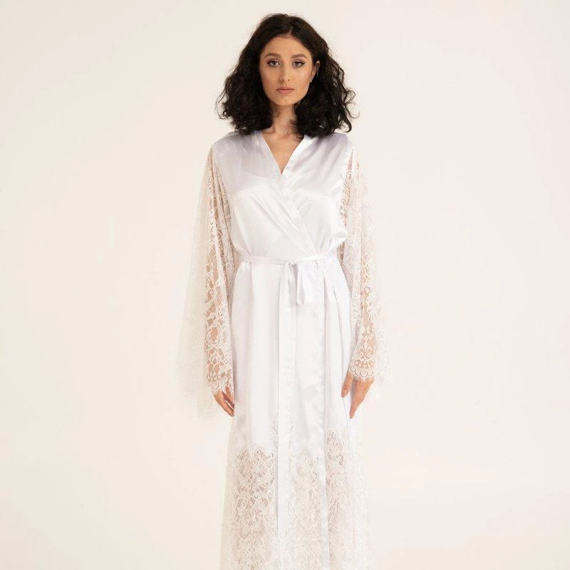 商品KÂfemme|More Than A Woman Robe And Nightgown Set,价格¥2189,第1张图片