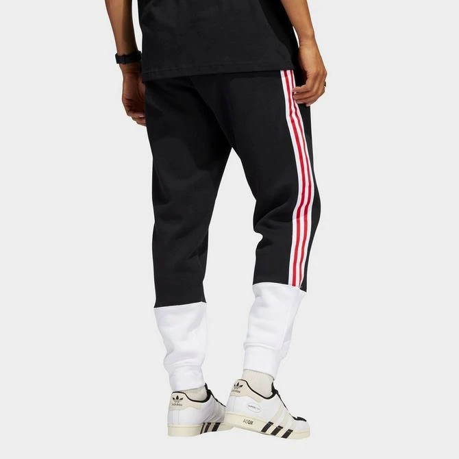 商品Adidas|Men's adidas Originals SST Fleece Track Jogger Pants,价格¥512,第3张图片详细描述