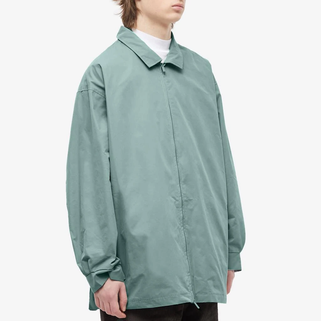 商品Essentials|Fear of God Essentials Woven Twill Barn Jacket - Sycamore,价格¥833,第2张图片详细描述