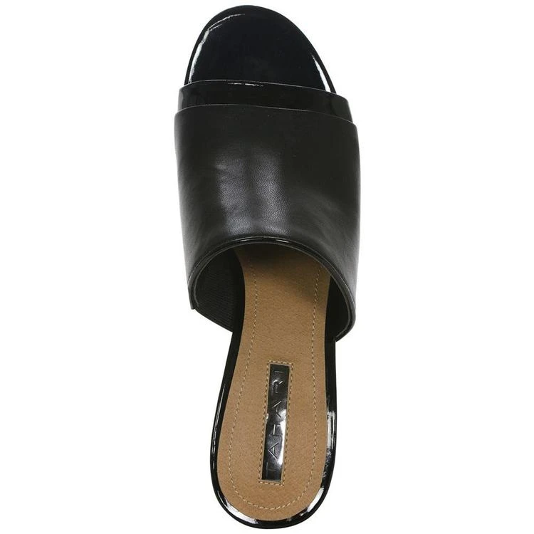 商品Tahari|Daisie Slide On Mules,价格¥296,第5张图片详细描述