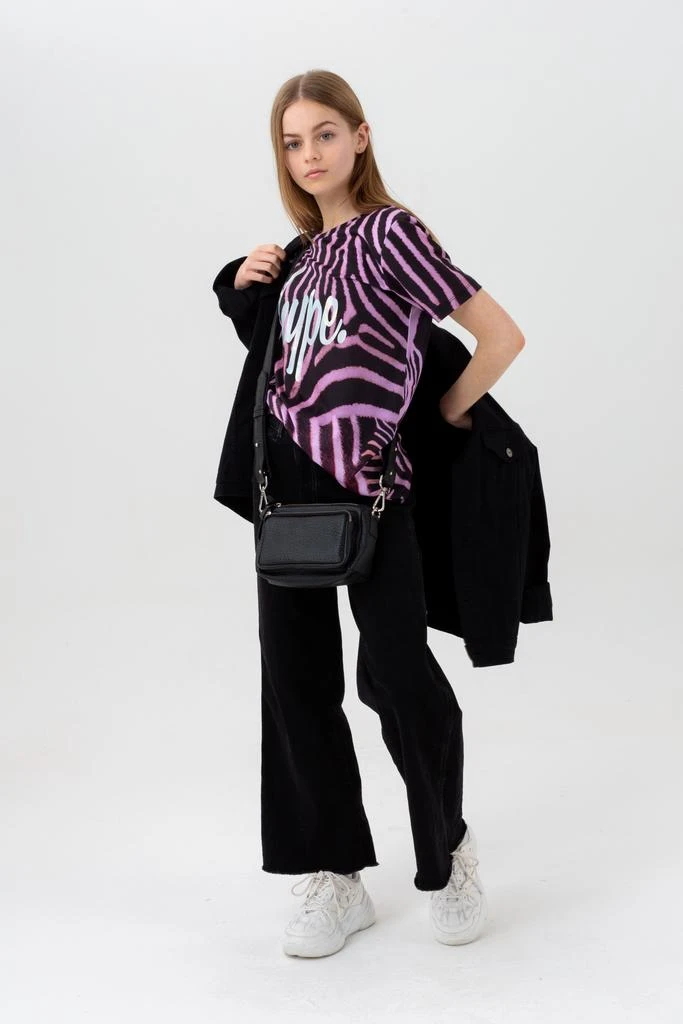 HYPE GIRLS BLACK ZEBRA CRUSH SCRIPT T-SHIRT 商品