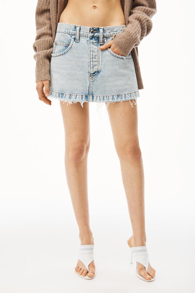 商品Alexander Wang|FRAYED EDGE LOW-RISE MINI SKIRT IN DENIM,价格¥1432,第6张图片详细描述