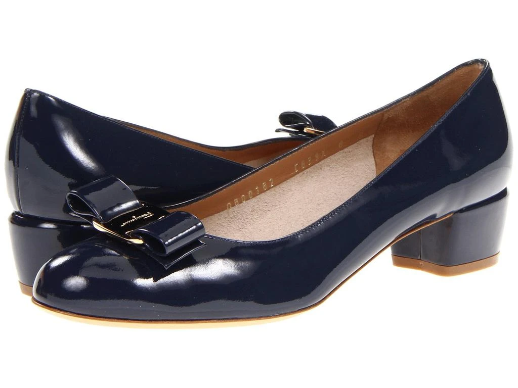 商品Salvatore Ferragamo|Vara 蝴蝶结小高跟,价格¥4393,第1张图片