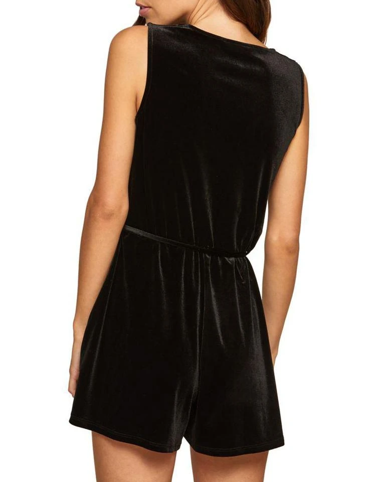 商品Miss Selfridge|Velvet Romper,价格¥266,第3张图片详细描述