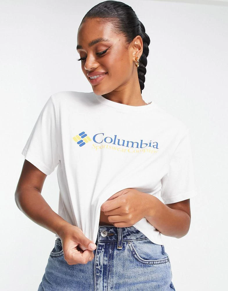 商品Columbia|Columbia North Cascades cropped chest print t-shirt in white,价格¥141,第3张图片详细描述