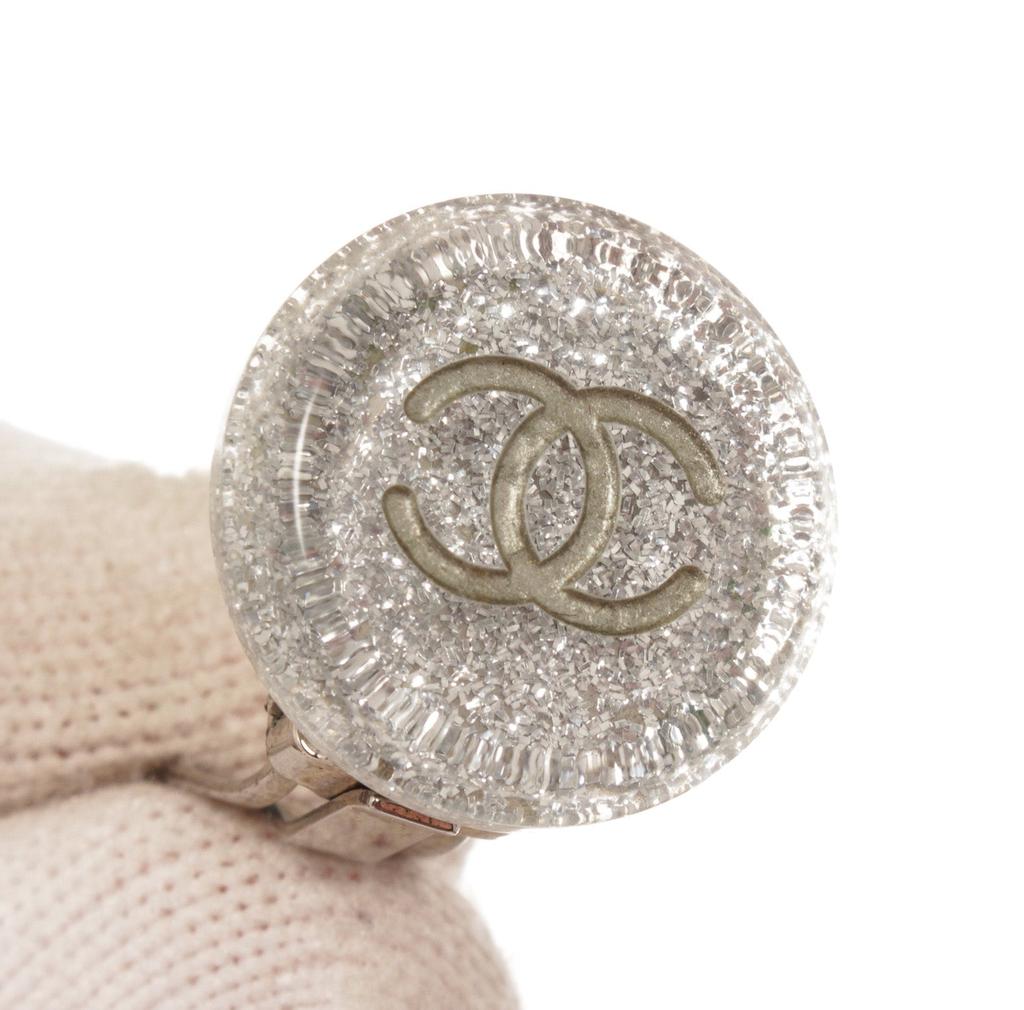 Chanel Silver-tone Crystal Resin CC Round Clip-on Earrings商品第3张图片规格展示